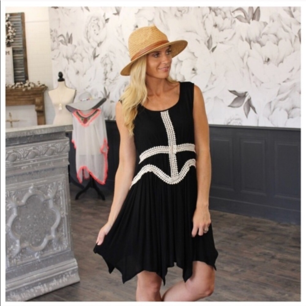 🎉HP🎉Infinity Raine Black dress w/lace hanky hem - Picture 2 of 3